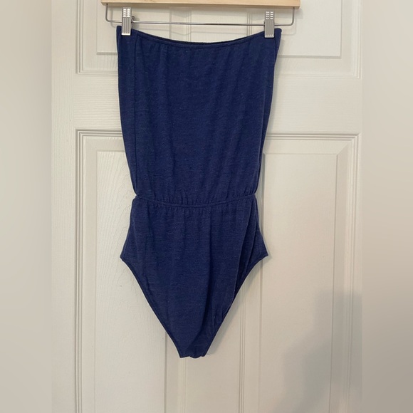 Brand new AMERICAN APPAREL Strapless Bodysuit Size xs - Picture 3 of 3